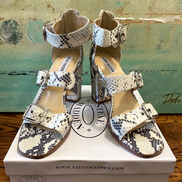 Steve Madden Open Toe Snake Sandals - Picture 1 of 6